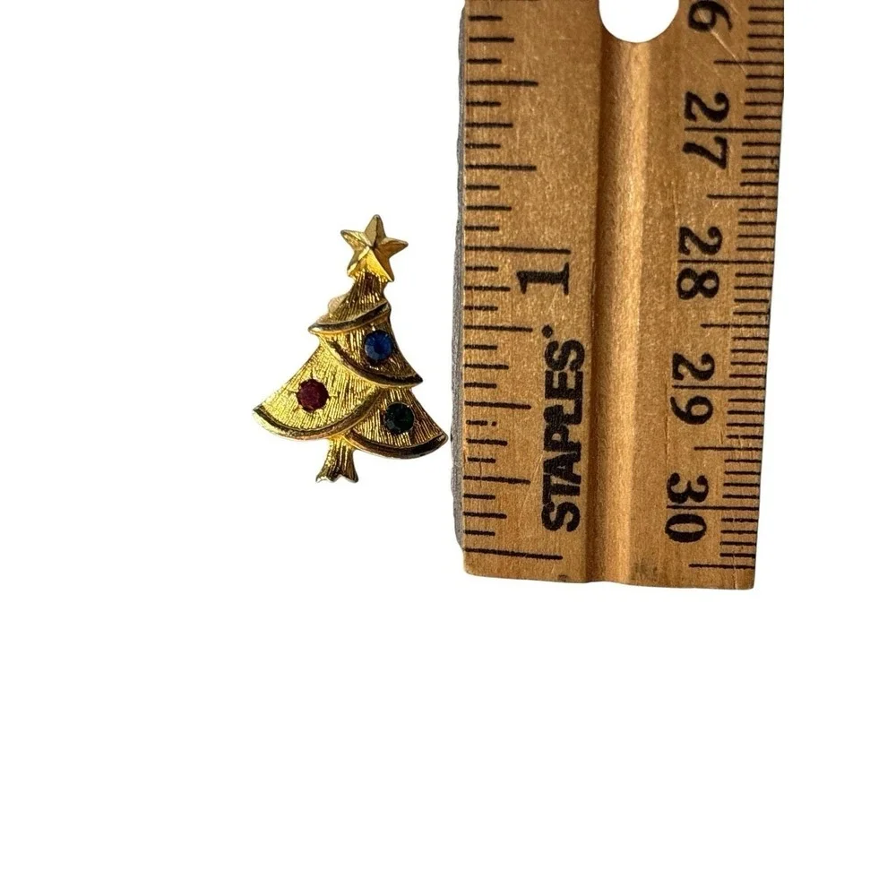 Vintage Gold Tone Colorful Rhinestone Christmas‎ Tree Holiday Clip On Earrings